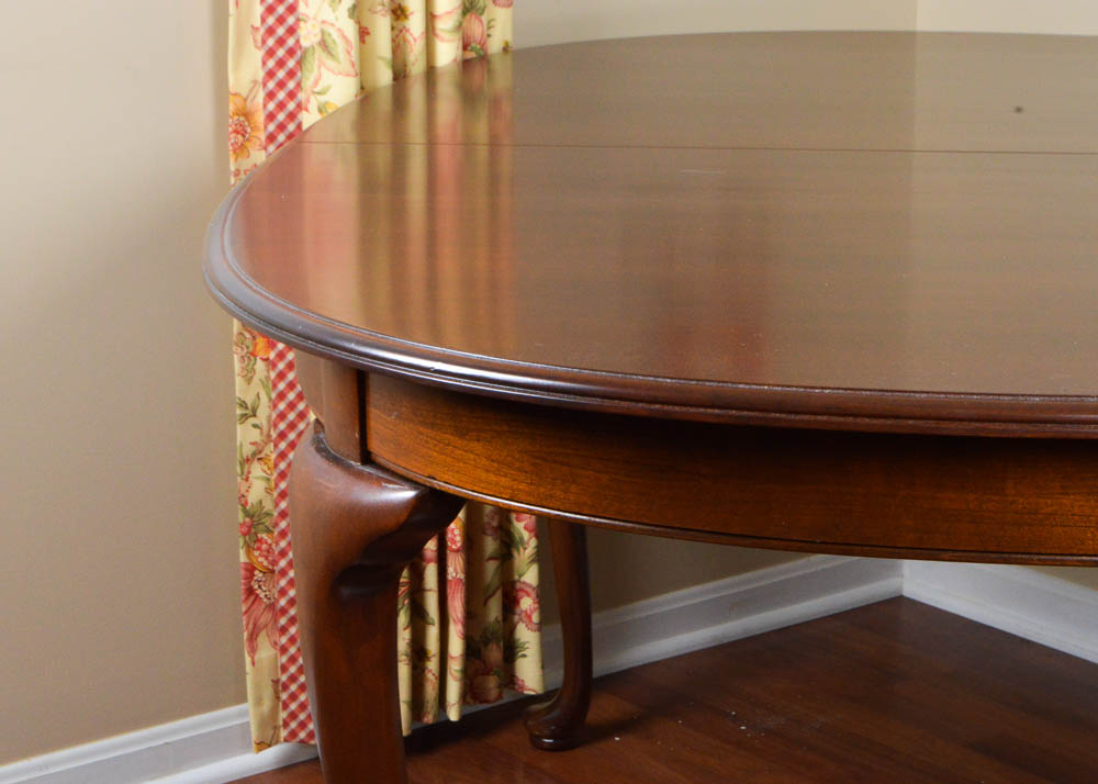Oval Mahogany Dining Table