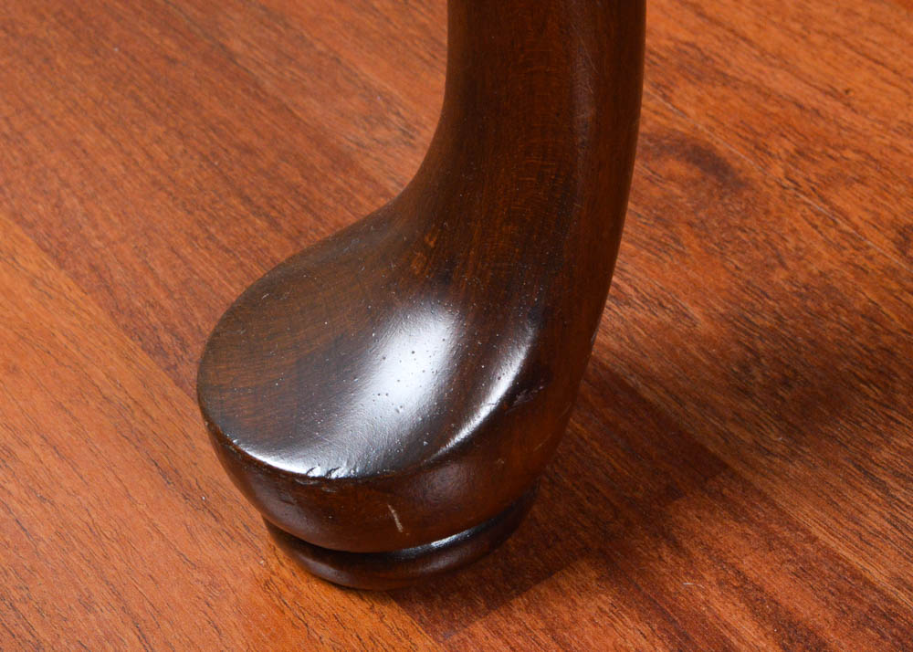 Oval Mahogany Dining Table