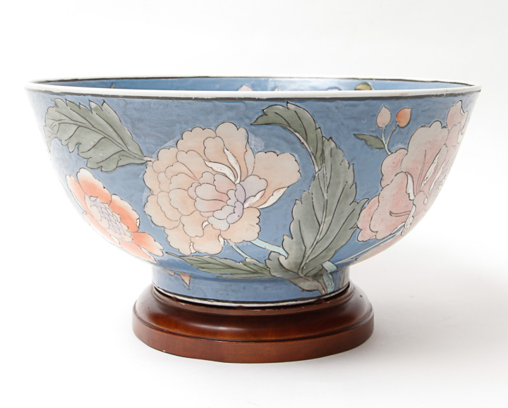 Vintage Chinese Decorative Bowl