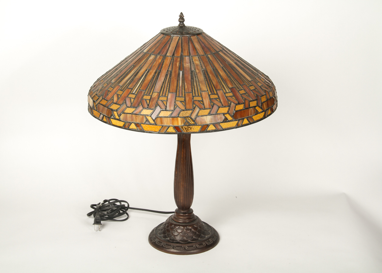 Tiffany Style Table Lamp