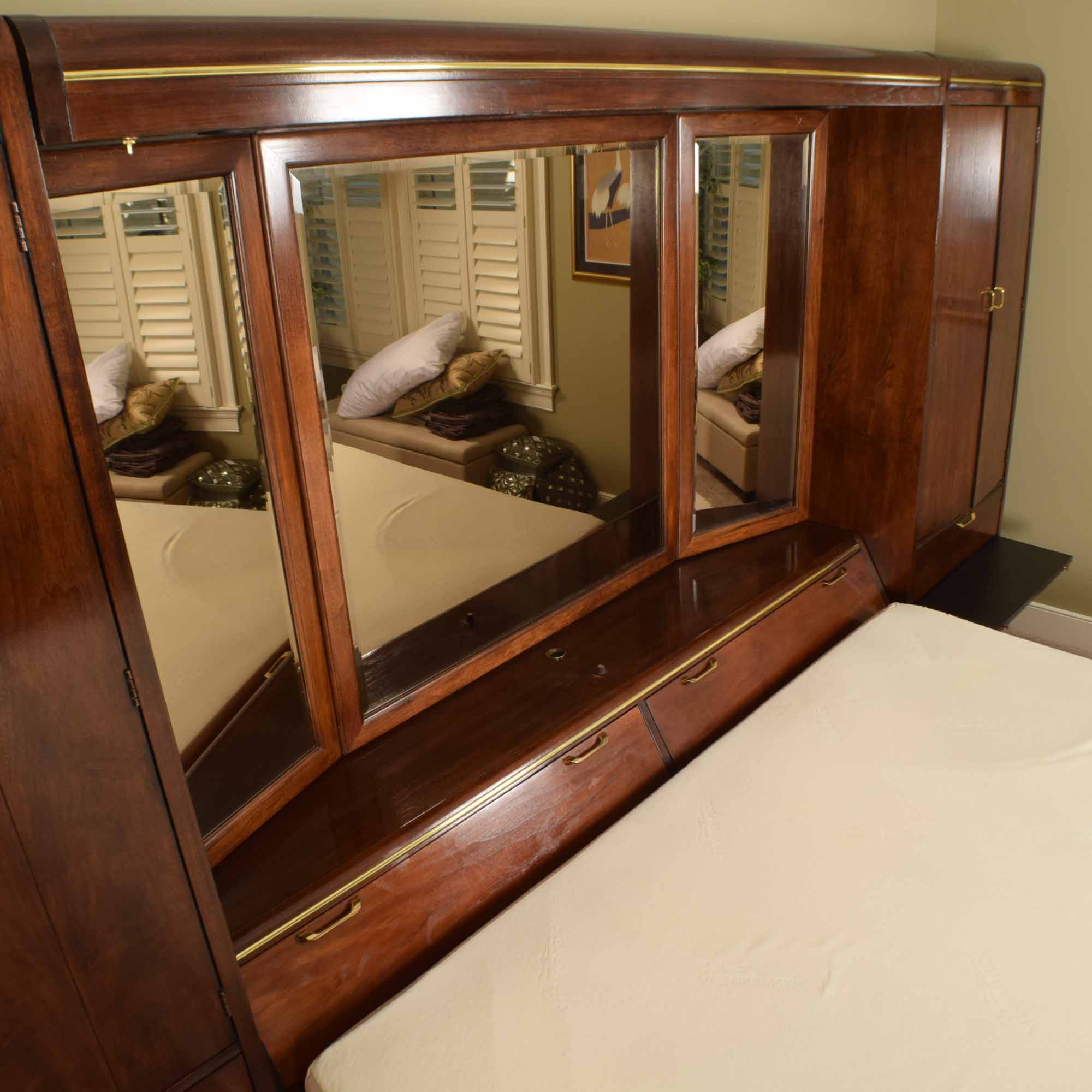 Thomasville King Bedroom Headboard Storage System