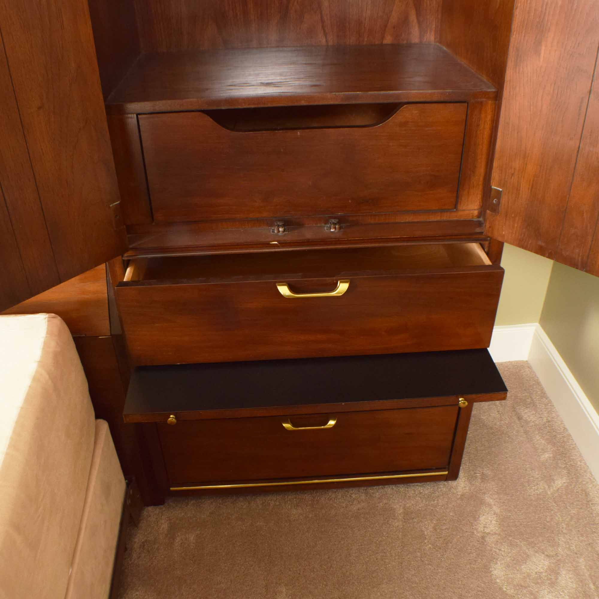 Thomasville King Bedroom Headboard Storage System