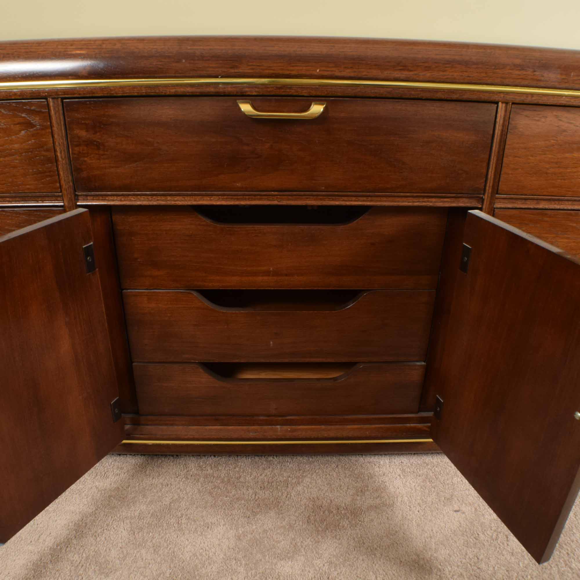 Thomasville Oak Triple Dresser