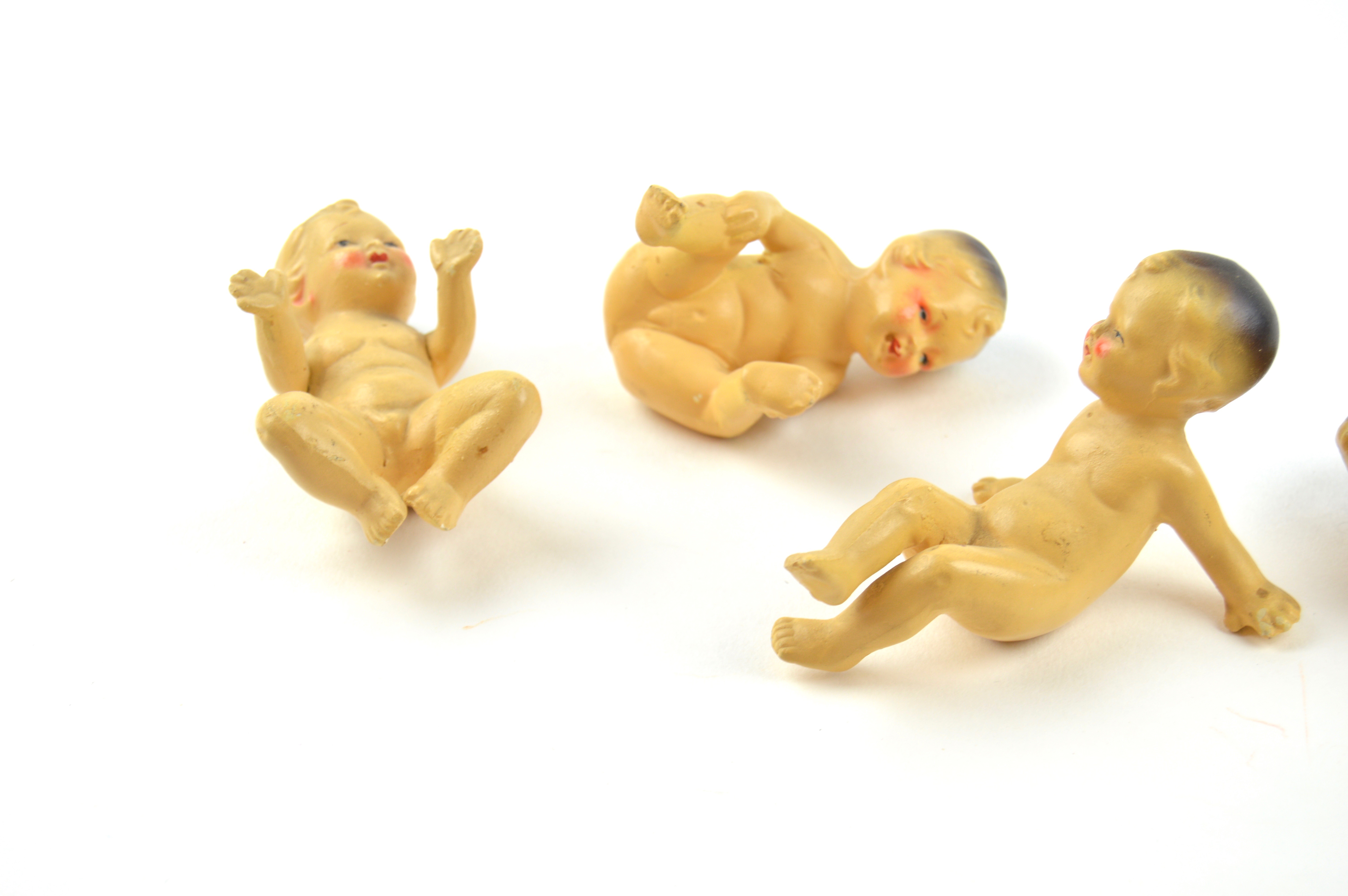 Assortment of Vintage Porcelain Mini Babies