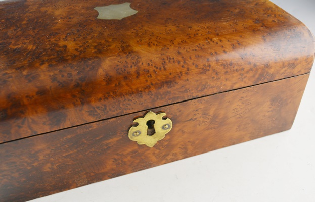 Brown Birdseye Veneer Tea Box