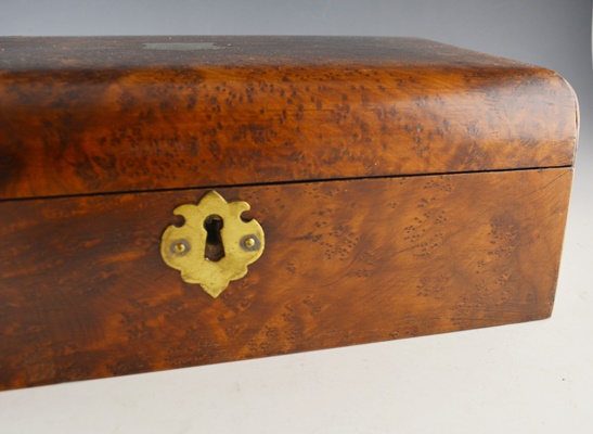 Brown Birdseye Veneer Tea Box