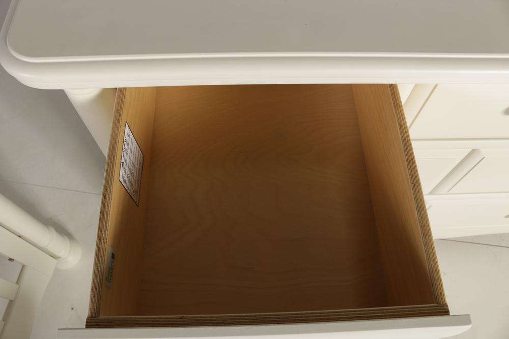 Natart Avalon Crib Set