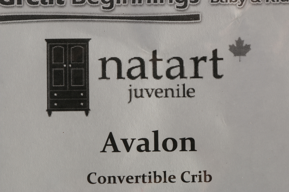 Natart Avalon Crib Set