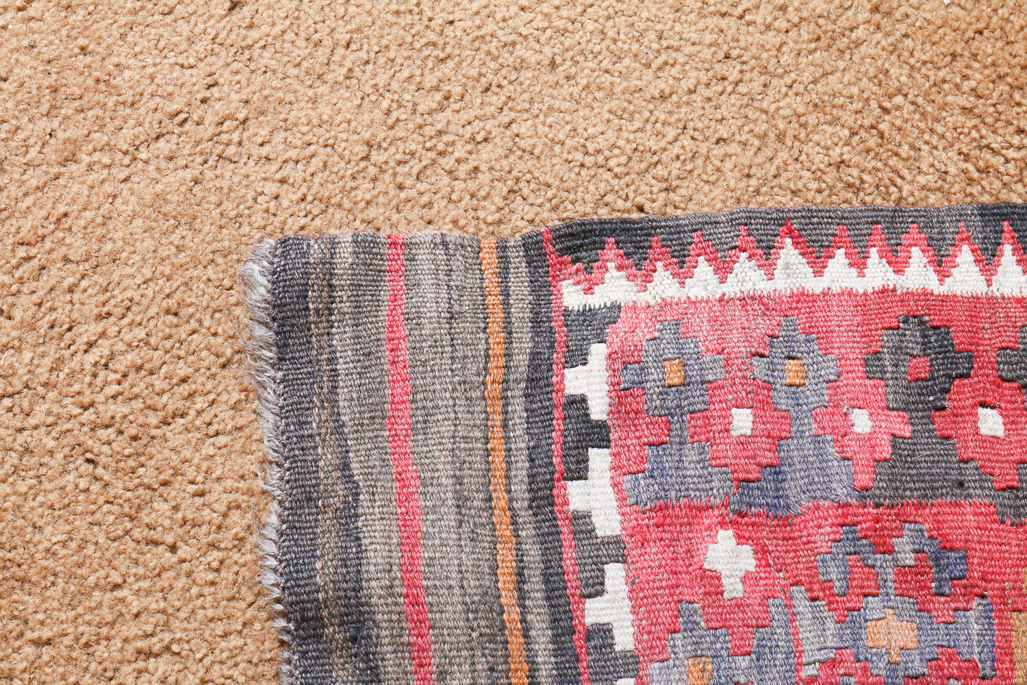 Handwoven Vintage Turkish Kilim Rug