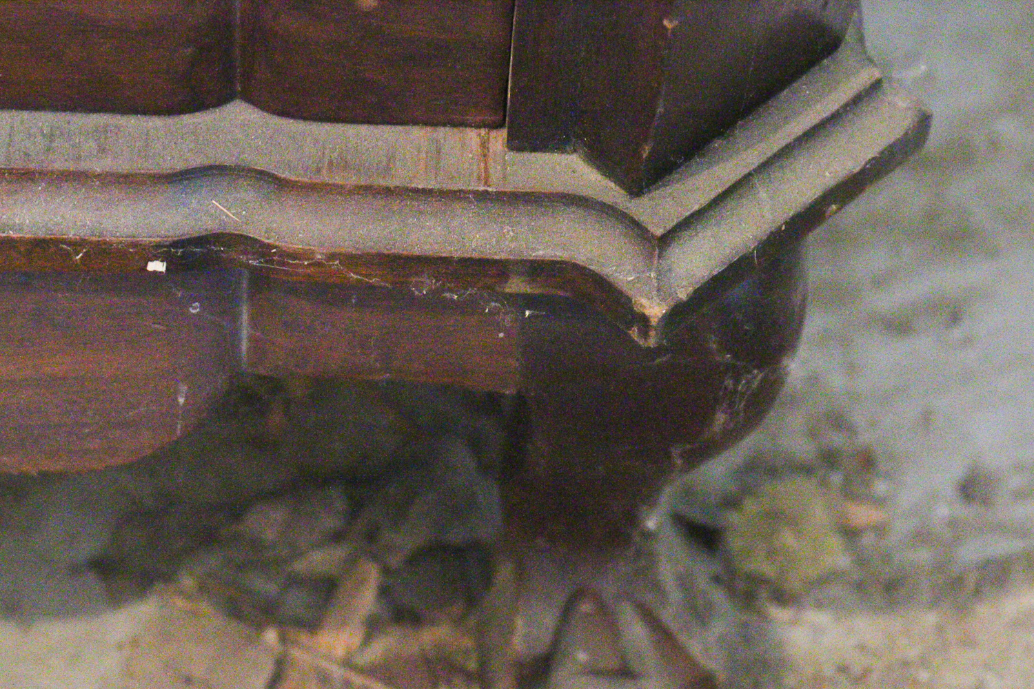 Vintage American Chippendale-Style Chest of Drawers