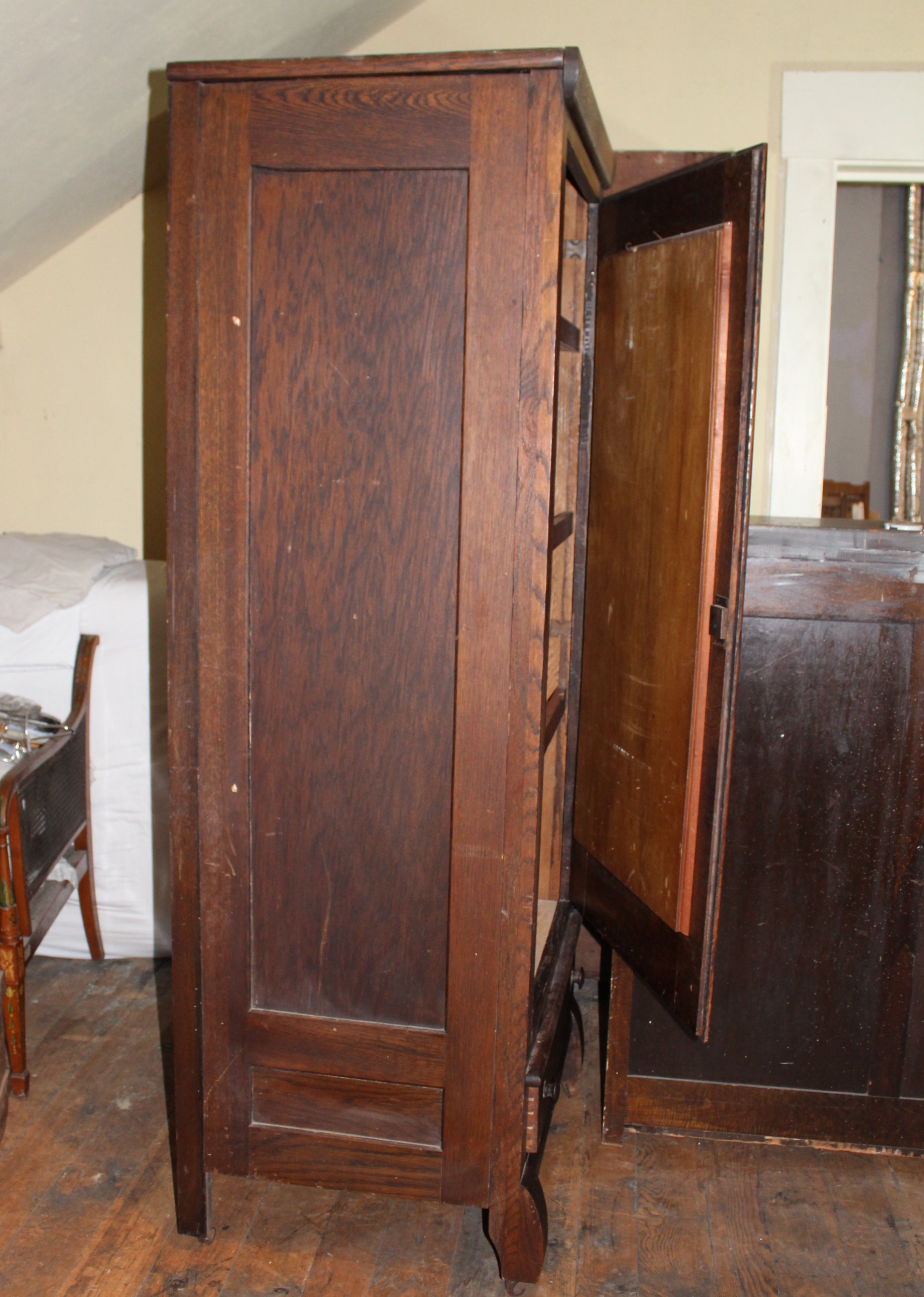 Antique Tiger Oak Wardrobe With Mirror