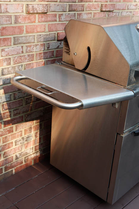 "Thermador Char-Glo" Outdoor Grill and Serving Cart