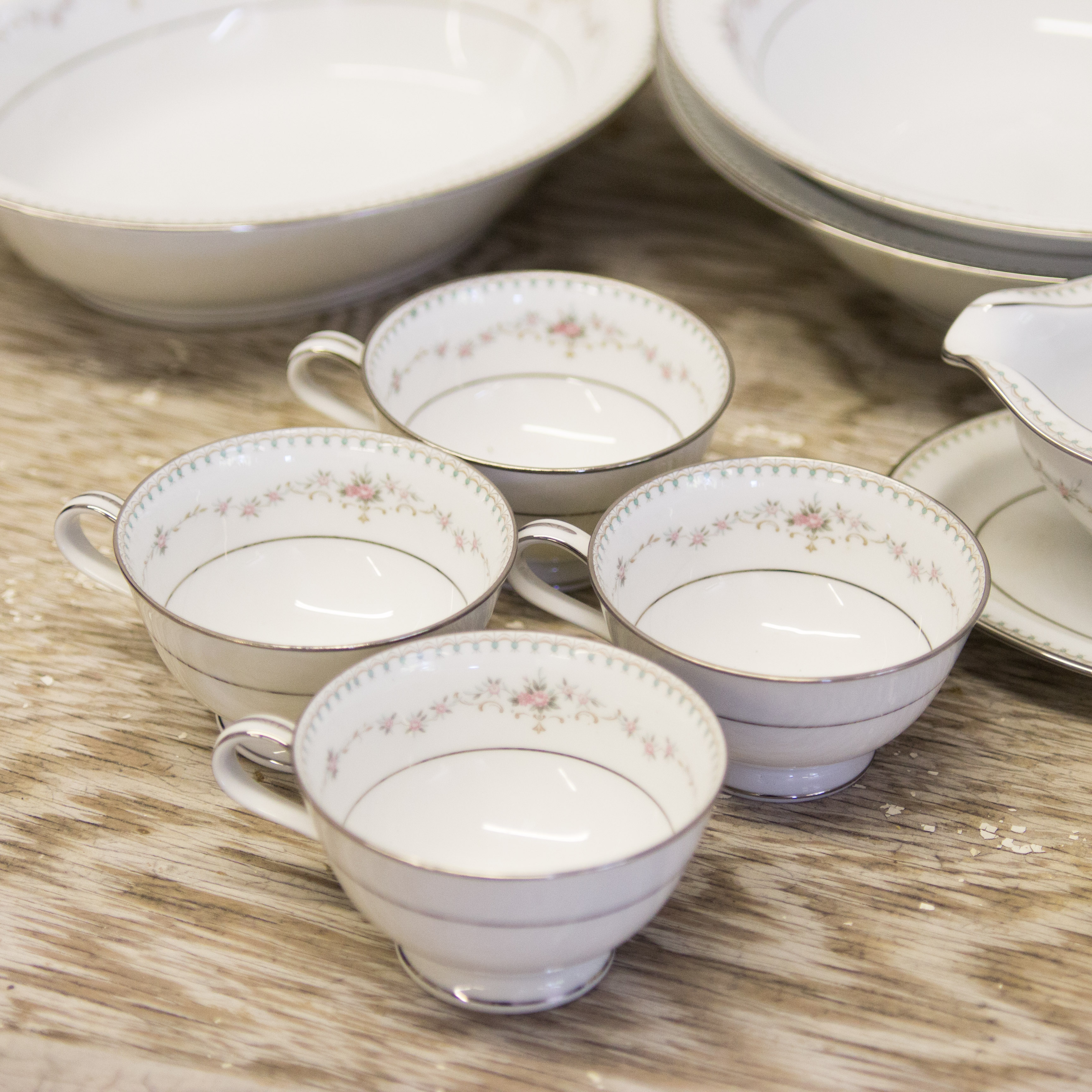 Noritake "Fairmont" Pattern China Set