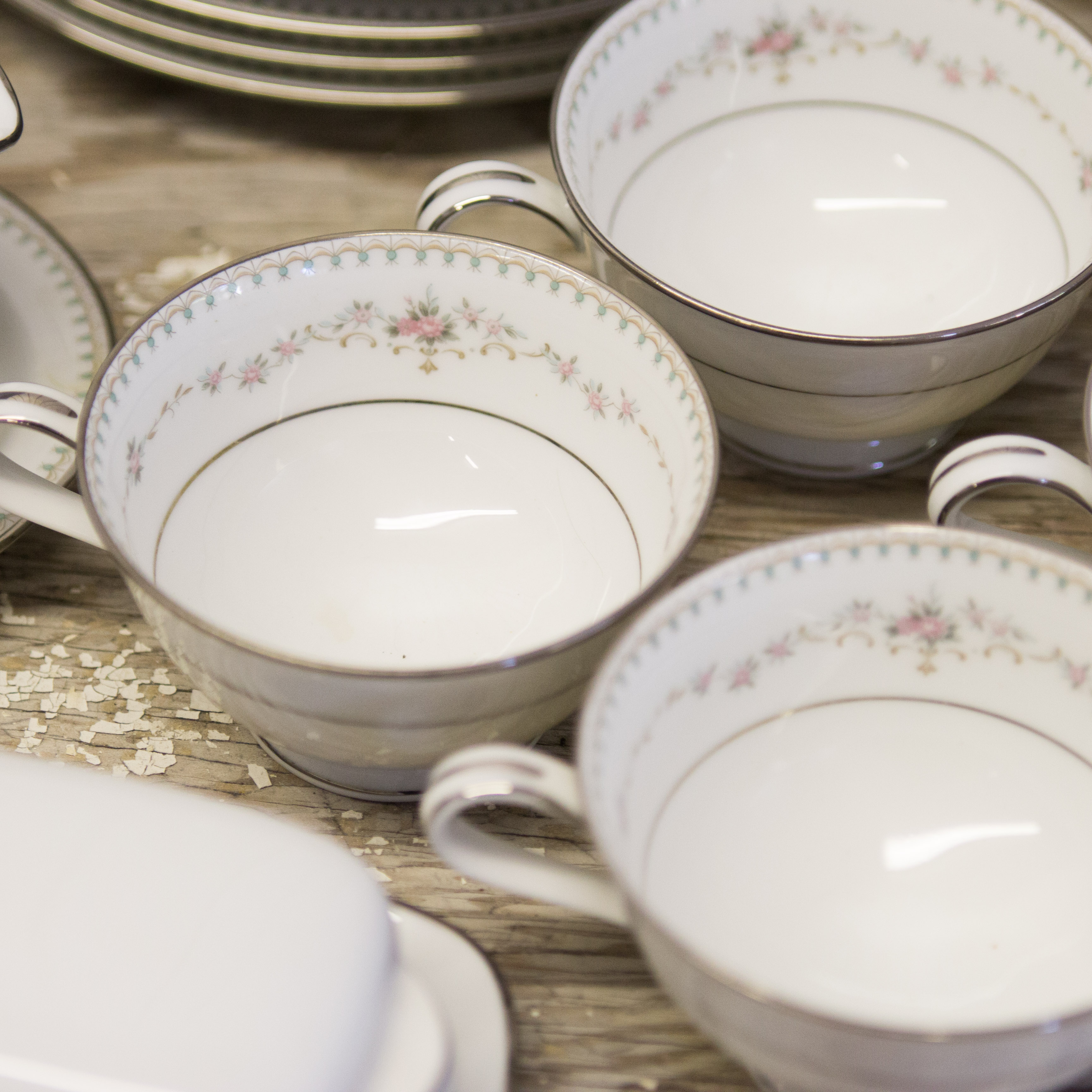 Noritake "Fairmont" Pattern China Set