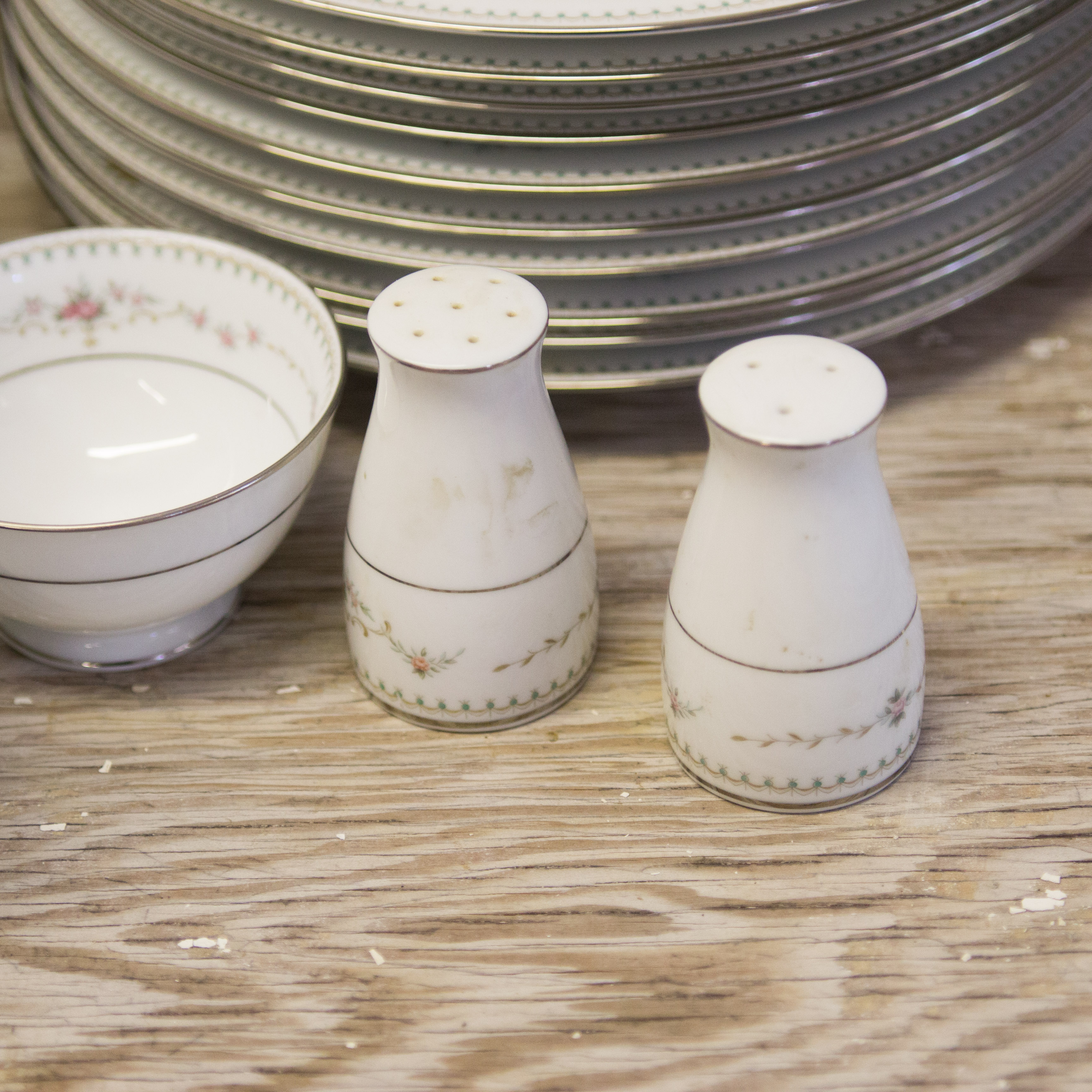 Noritake "Fairmont" Pattern China Set