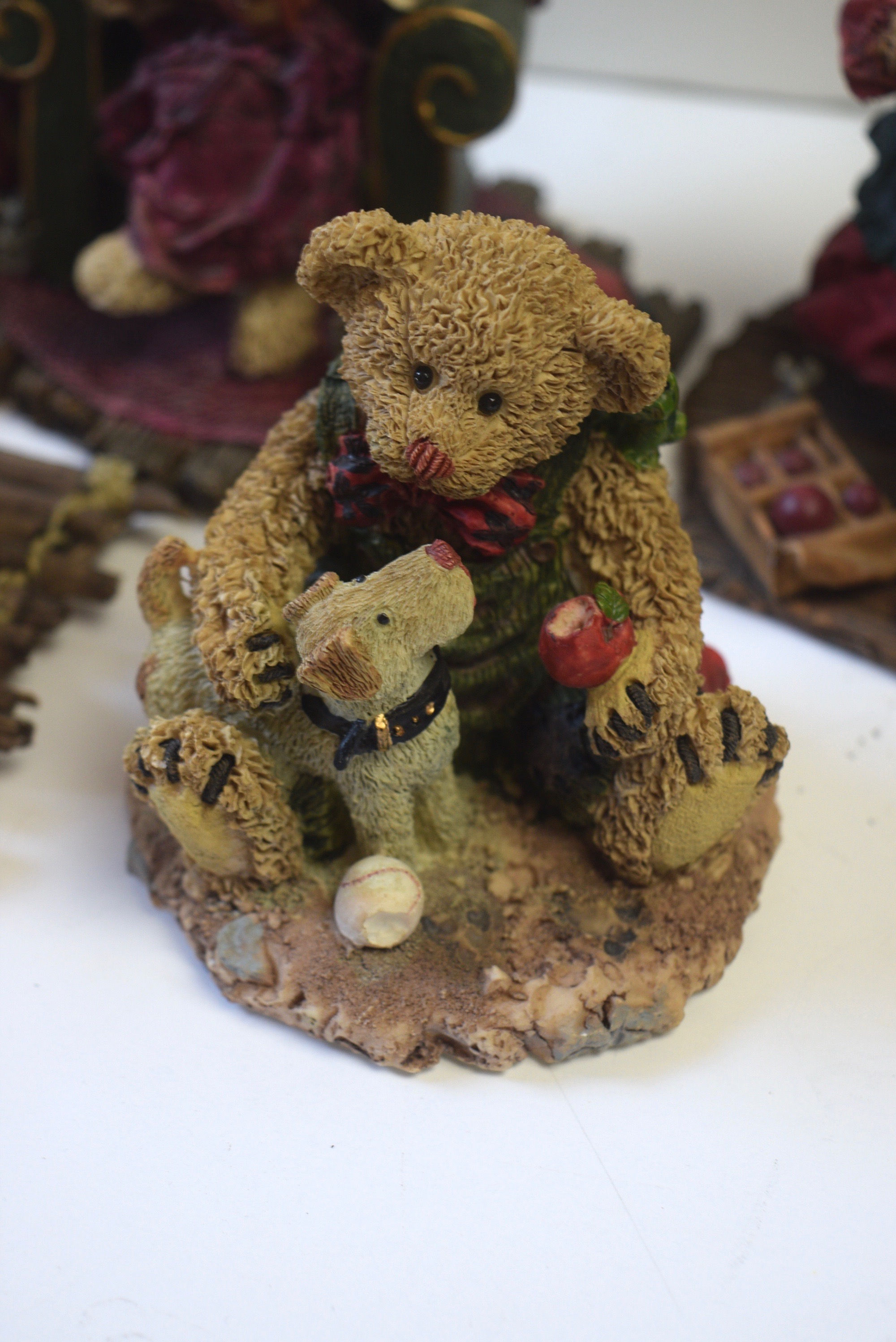 Cottage Collectibles by Ganz Bear Figurines