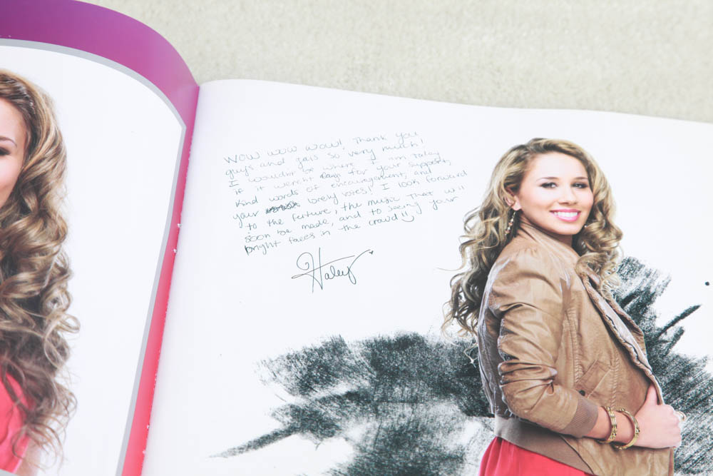 Limited Edition Autographed Collection from the 10th Anniversary American Idol Live! Tour