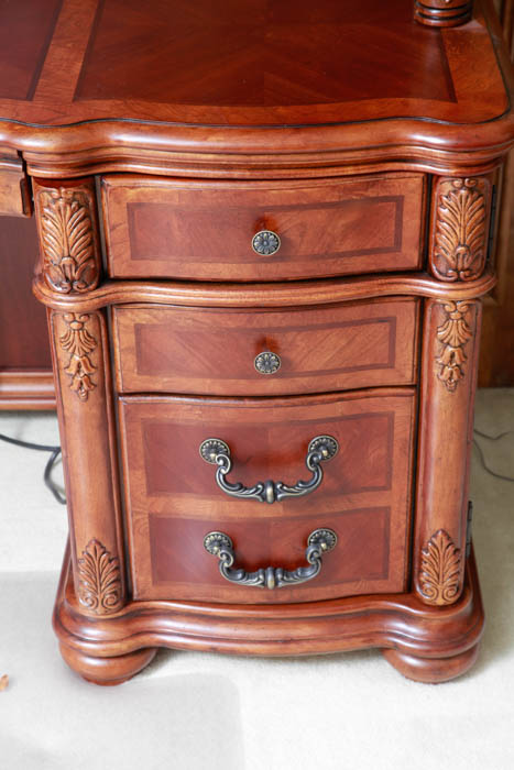 Desk with Hutch from Haverty's Premium Collection