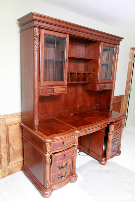 Desk with Hutch from Haverty's Premium Collection