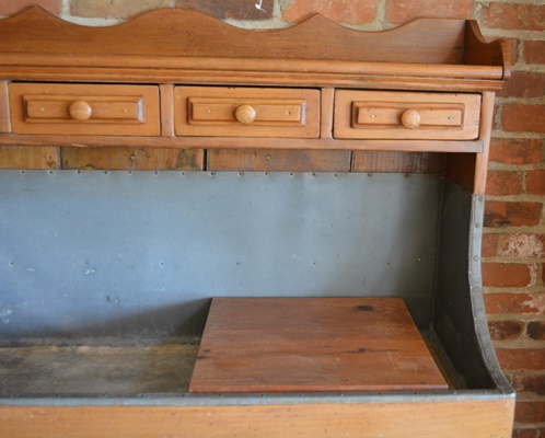 Vintage Wood Dry Sink