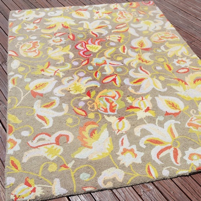 Transitional Bold Floral Machine Made Wool Area Rug