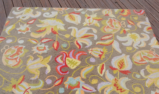 Transitional Bold Floral Machine Made Wool Area Rug