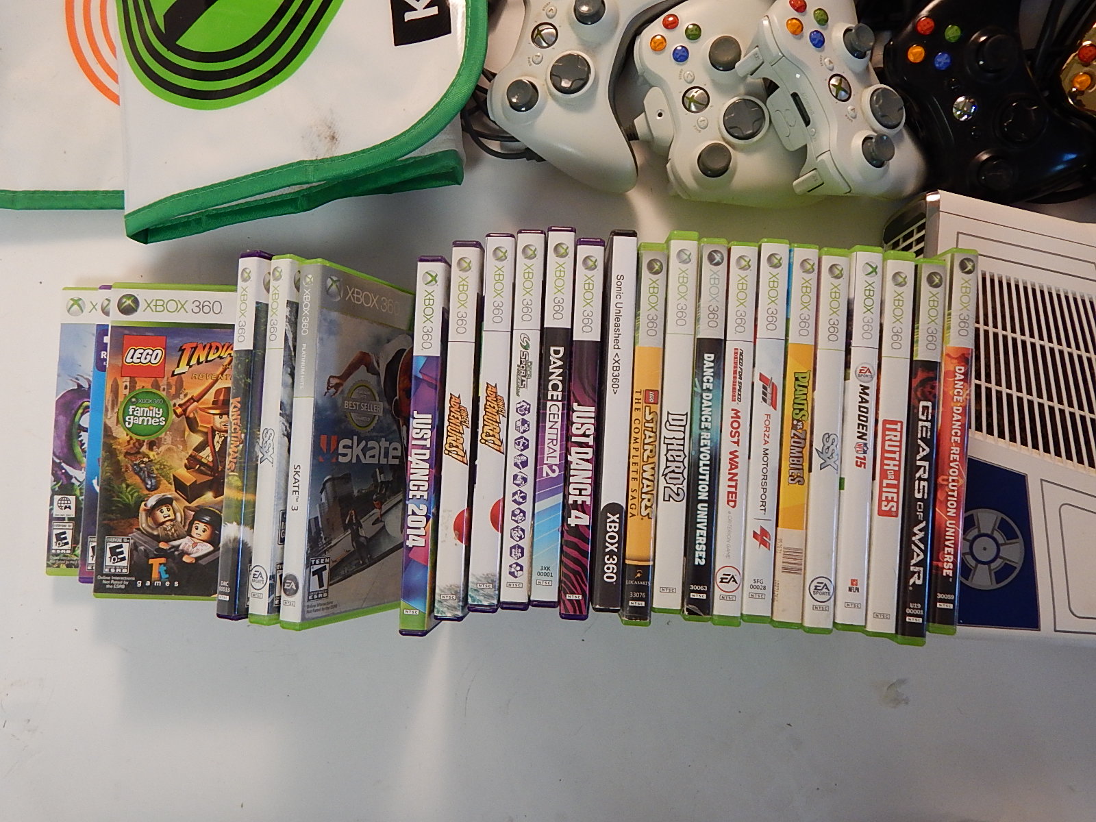 Xbox 360 Limited Edition Kinect Star Wars Bundle