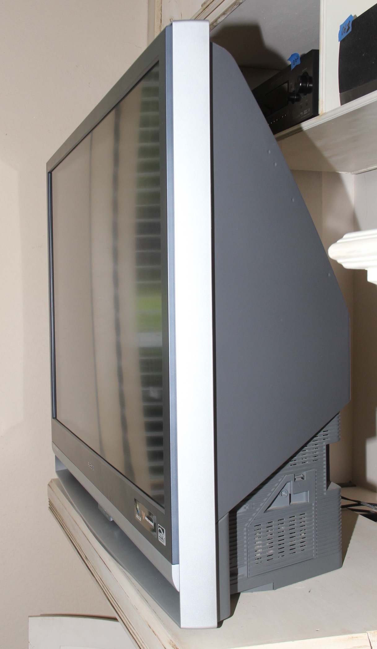 Sony Wega LCD Projection Television