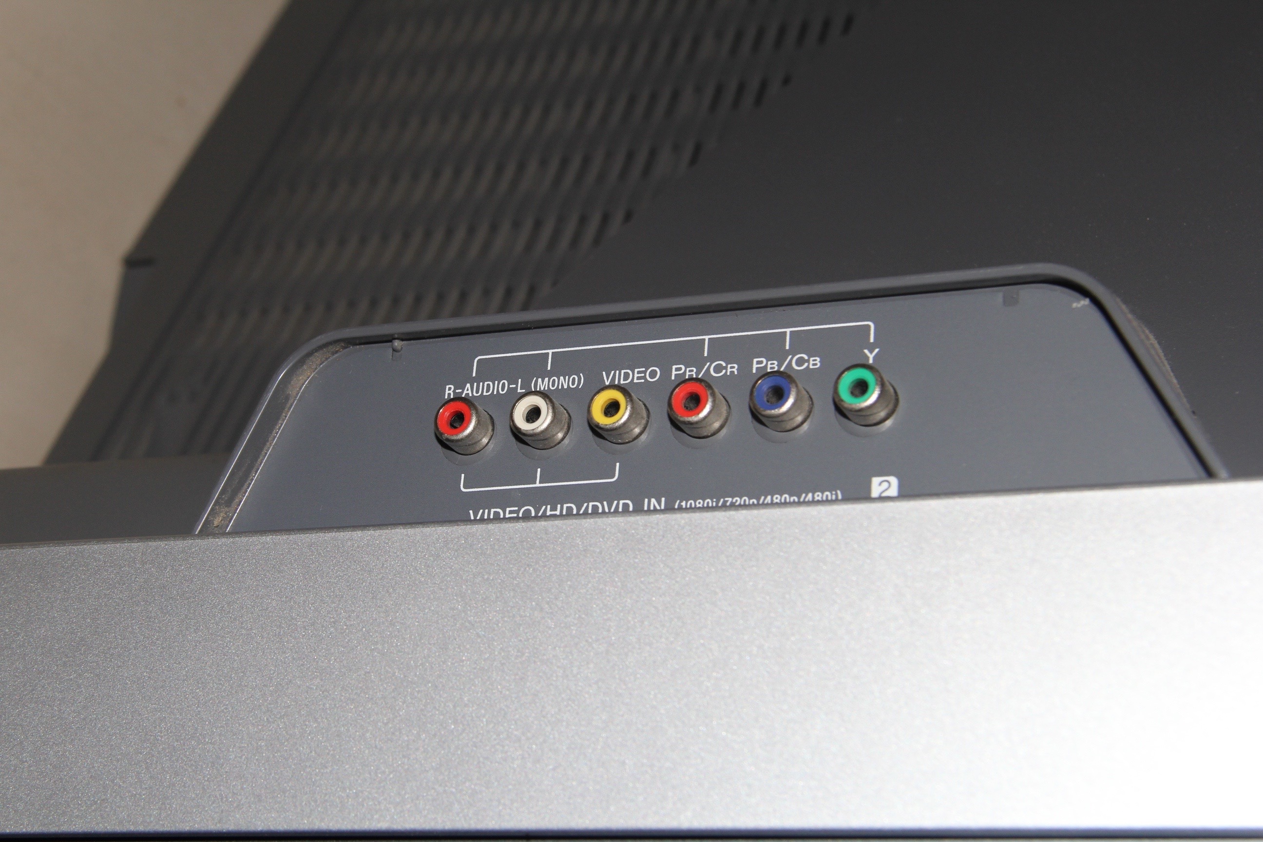 Sony Wega LCD Projection Television