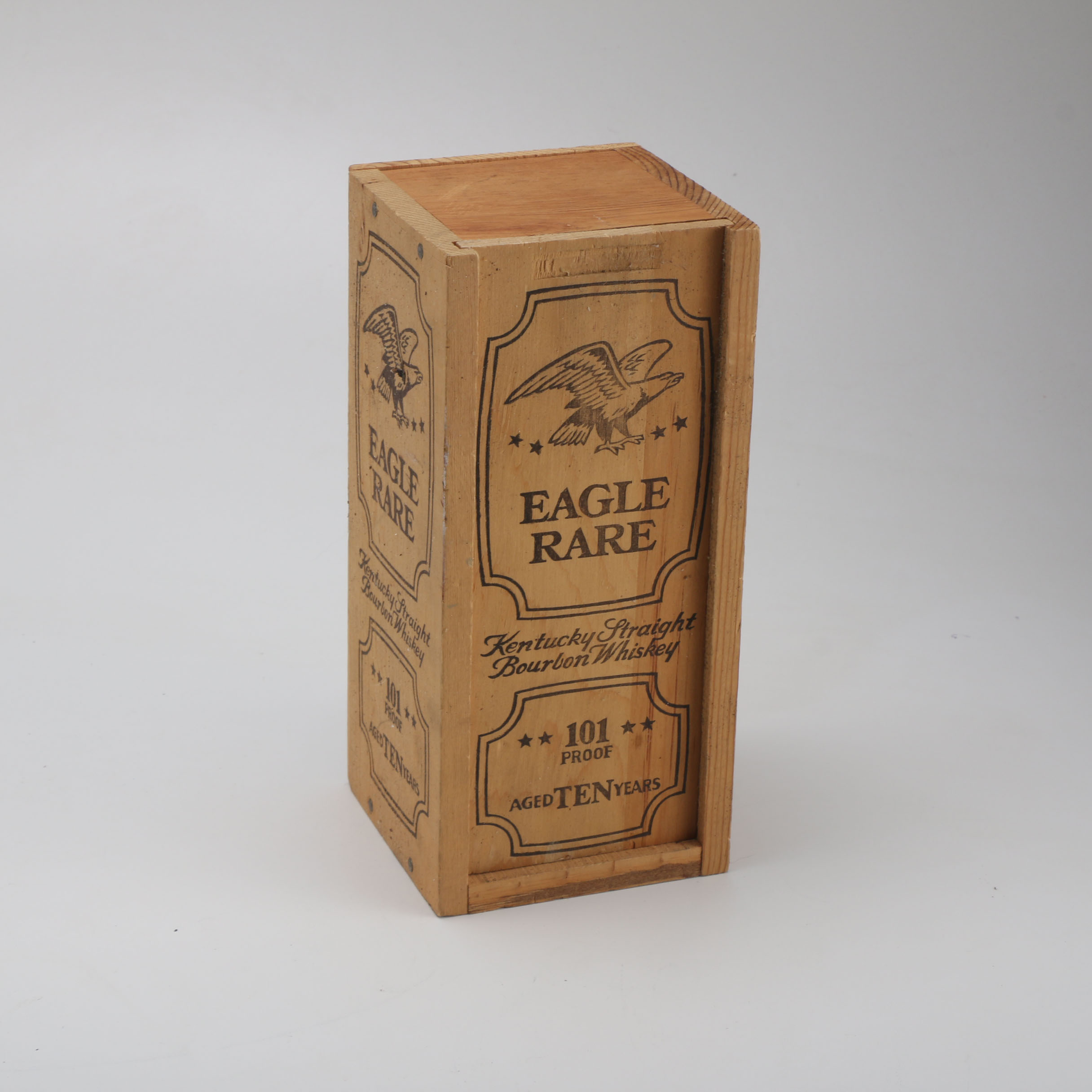 Wooden Eagle Rare Bourbon Whiskey Box