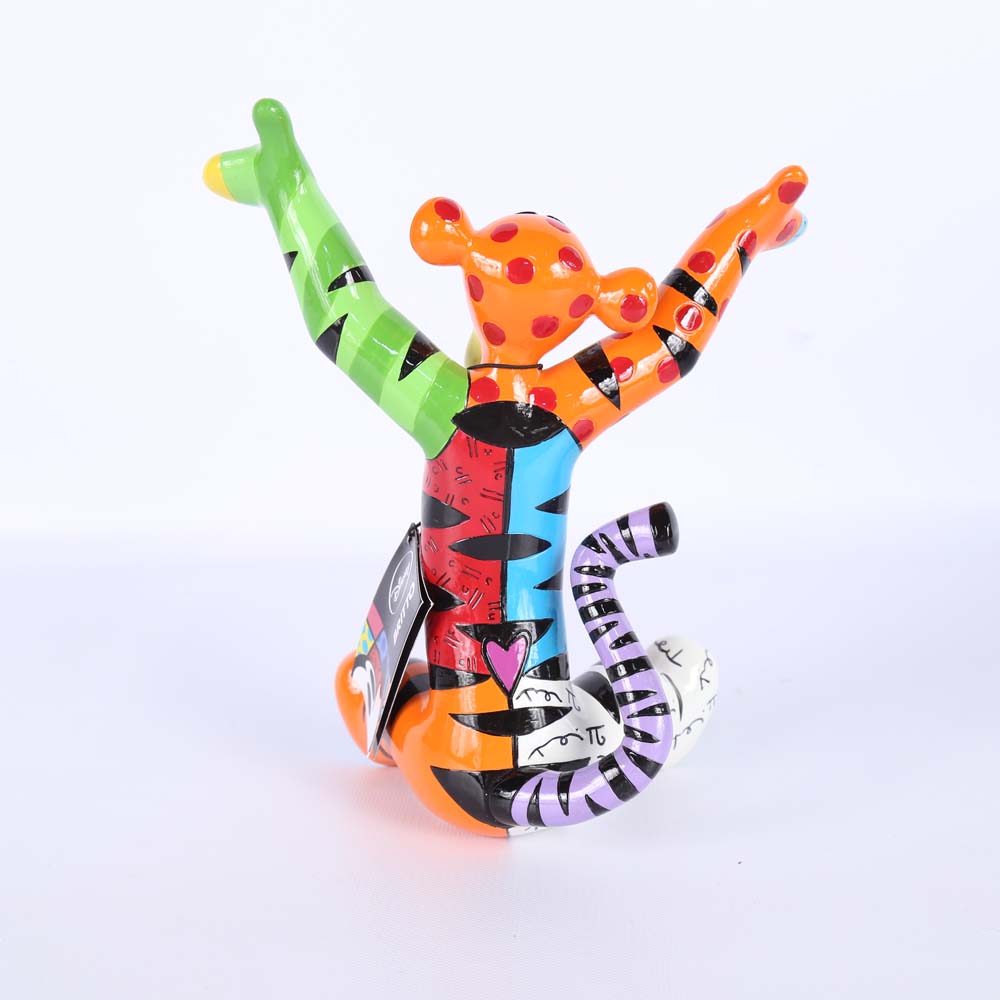 Disney Showcase Collection "Tigger" Figurine