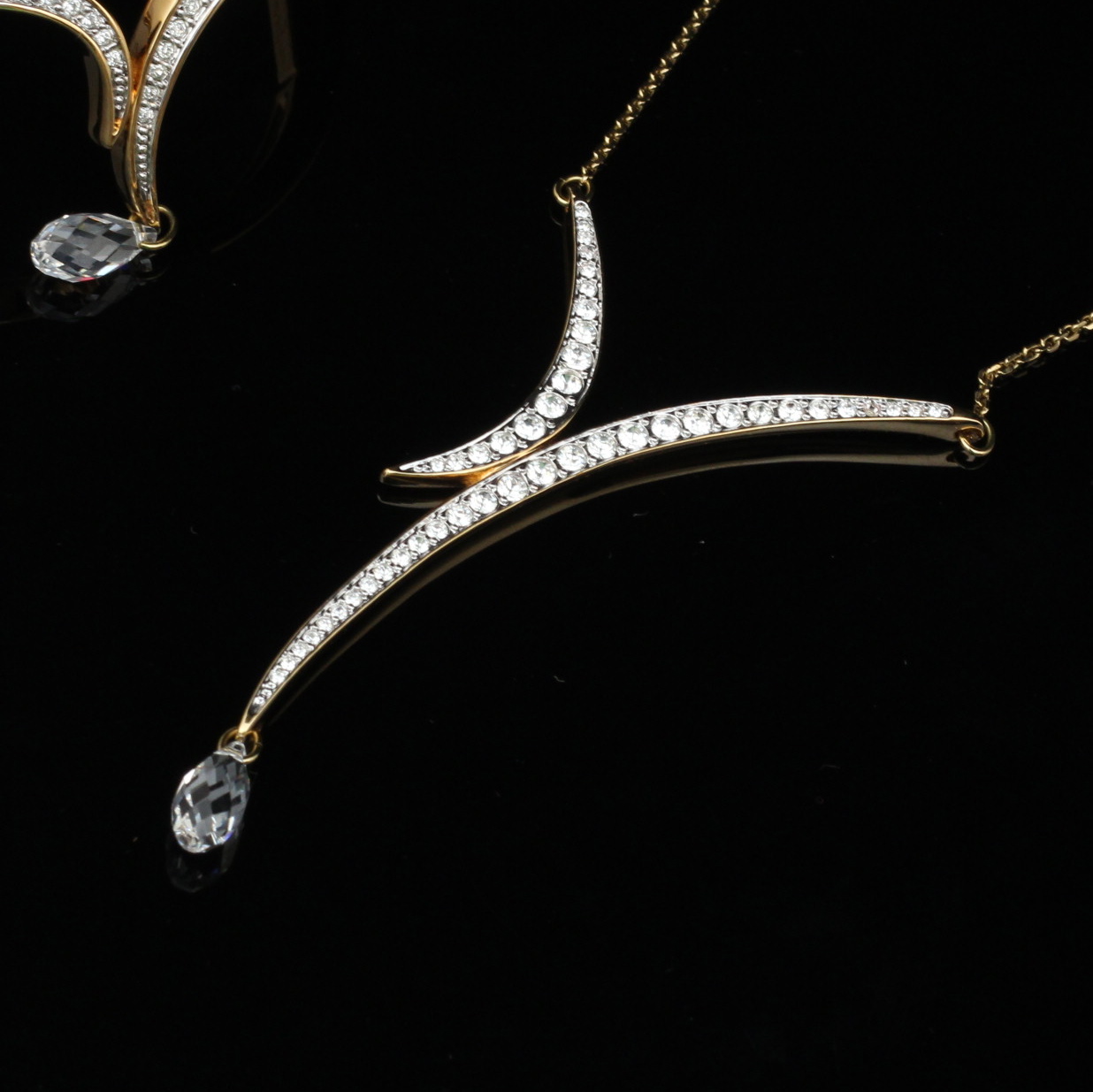 Swarovski Crystal Necklace, Bracelet, and Earring Set