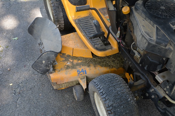 Cub Cadet GT1554 Riding Mower