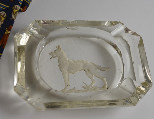 Dog Themed Tie, Plate and Ash Receiver