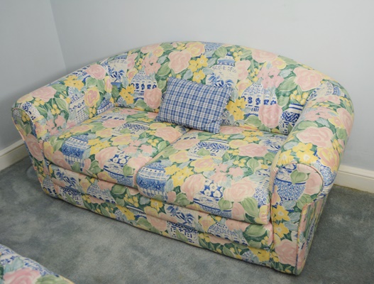 Floral Upholstered Loveseat