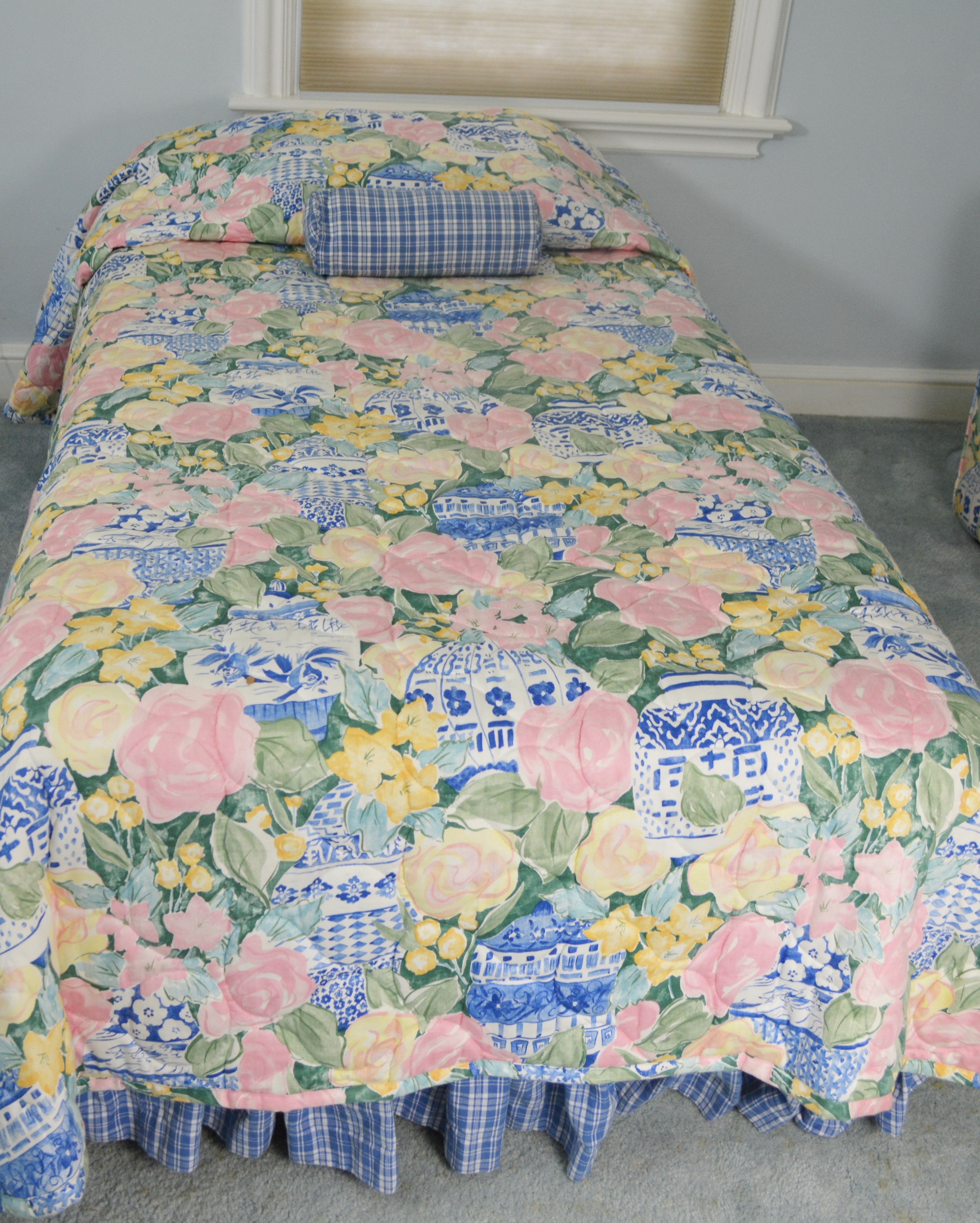 Twin Size Floral Bedspread with Plaid Skirt and Matching Bolster Pillow