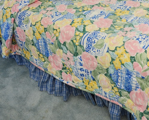 Twin Size Floral Bedspread with Plaid Skirt and Matching Bolster Pillow