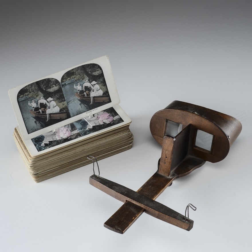 Antique Underwood & Underwood Stereoscope with Picture Cards