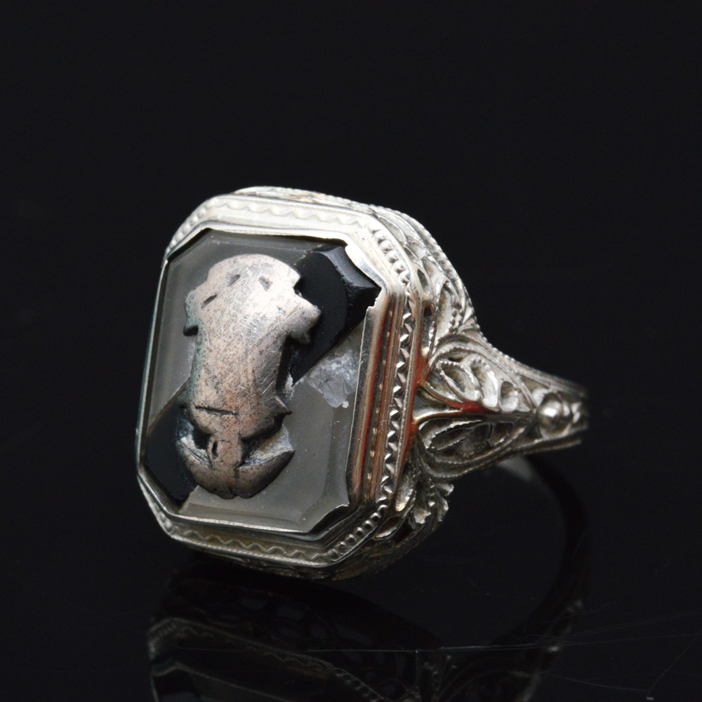 Vintage 14K White Gold Class Ring