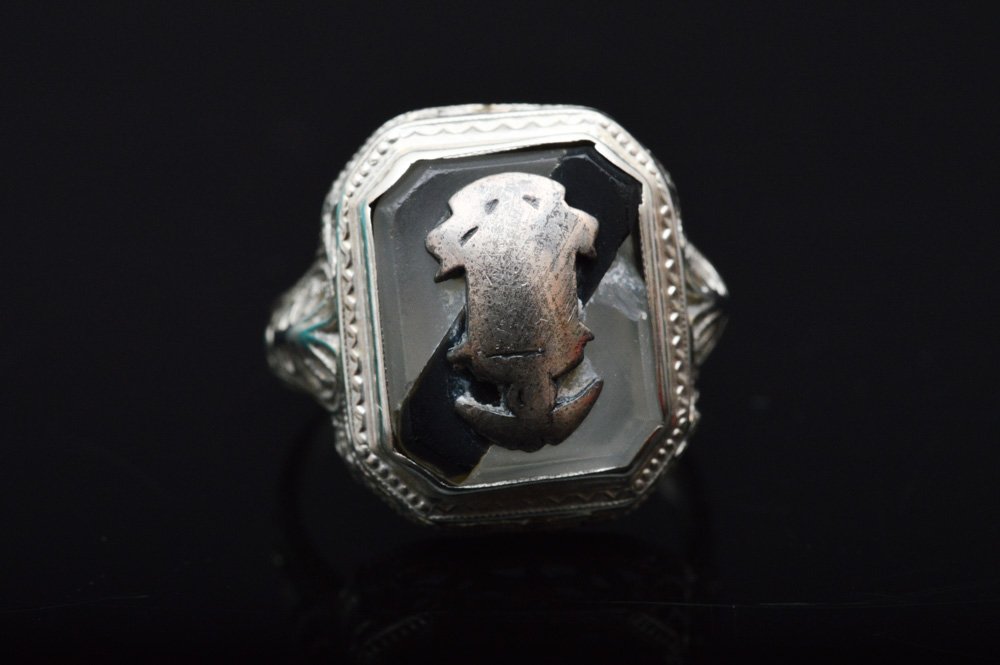 Vintage 14K White Gold Class Ring