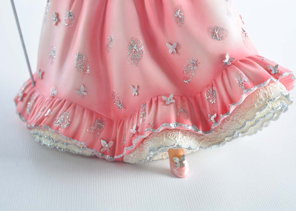 Enesco Couture de Force "Glinda the Good Witch"