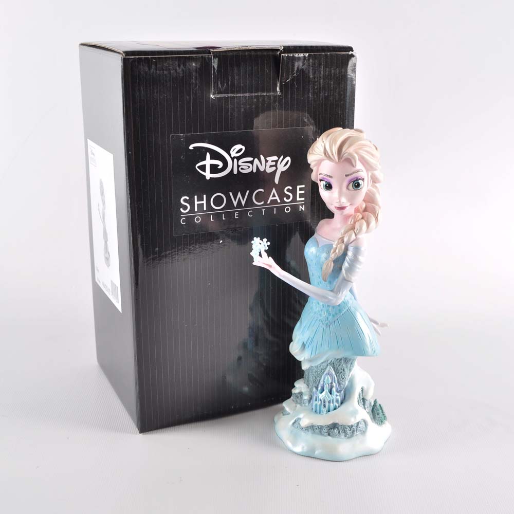 Disney Showcase Collection "Elsa" Figurine