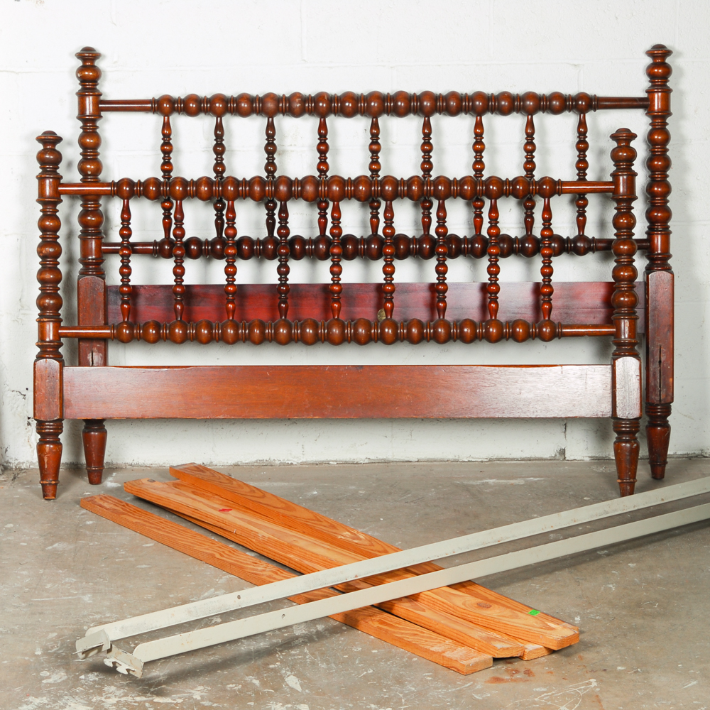 Huntley Simmons Bobbin Turned Cherry Queen Bed Frame EBTH