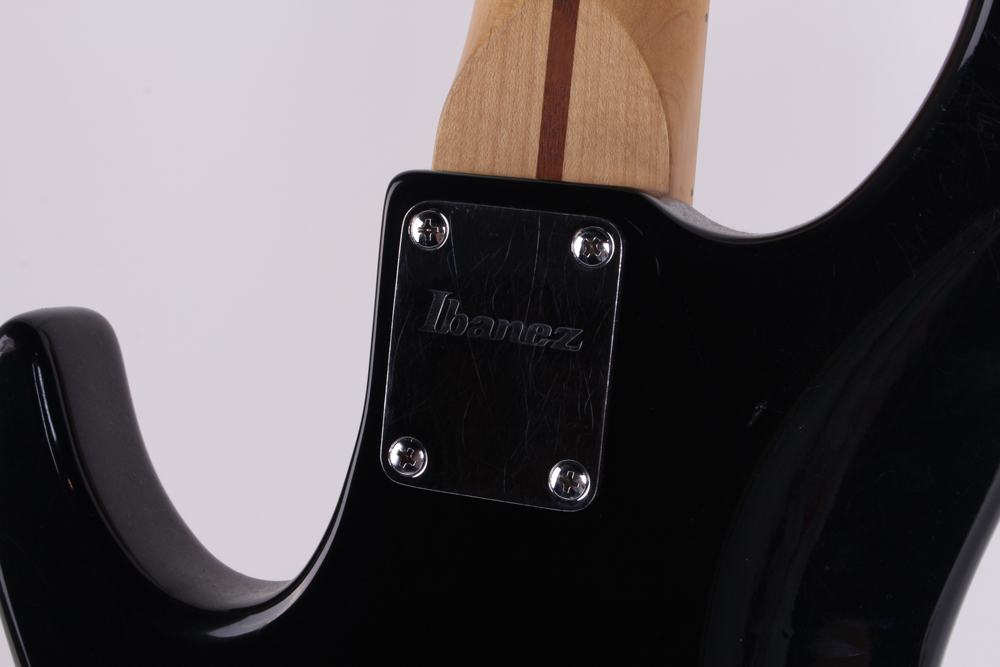 Ibanez TR Series Bass Guitar With Fender Gigbag