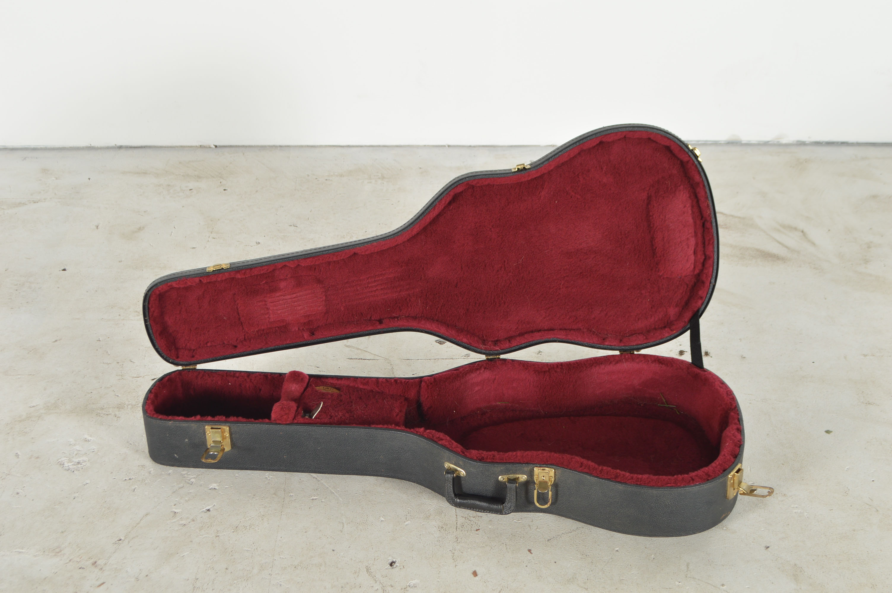 Harald Petersen Model A Classical Style Guitar With Case