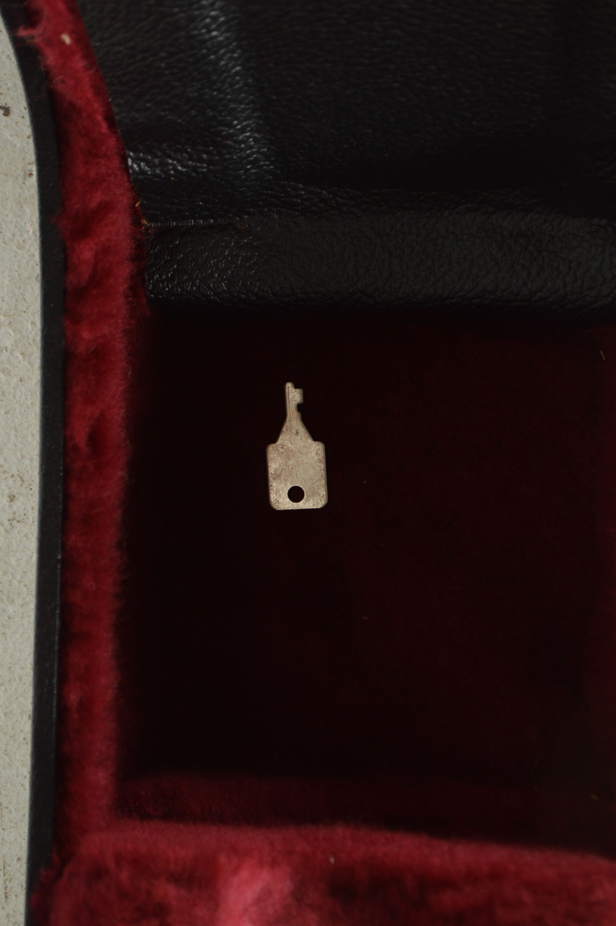 Harald Petersen Model A Classical Style Guitar With Case