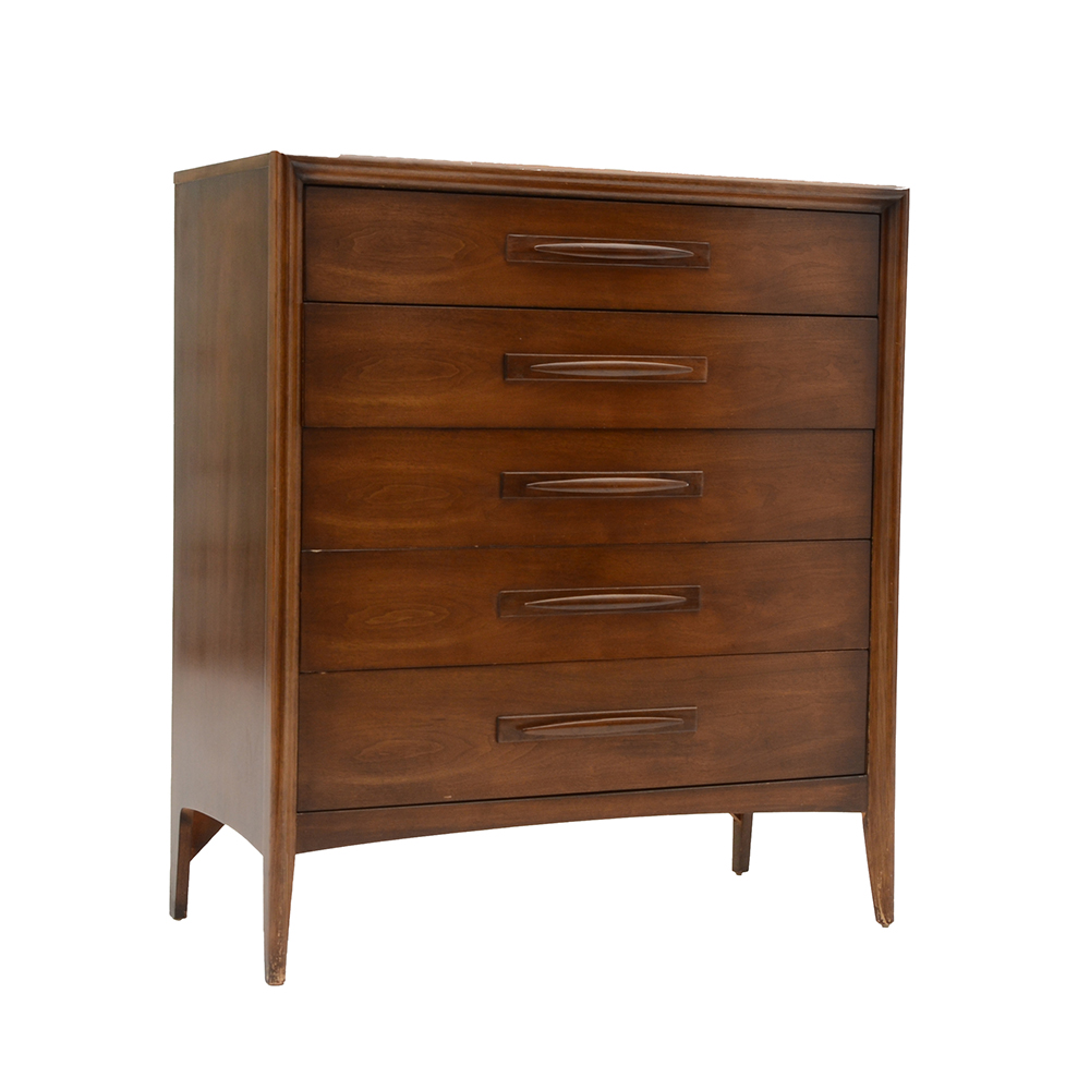 Broyhill Premier Dresser From the Emphasis Collection