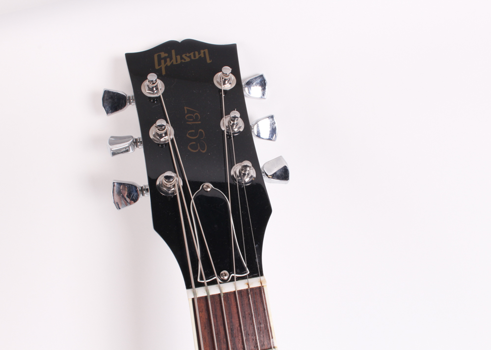 Gibson ES-137 Semi-Hollow Body Electric Guitar