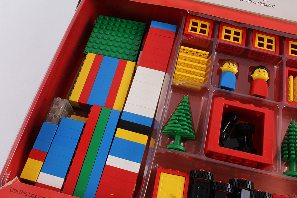 Vintage 191-Piece Lego Universal Building Set