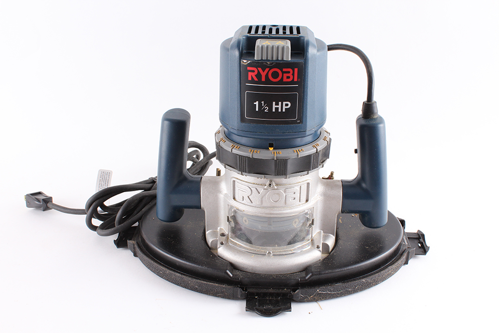 RYOBI 1 1/2 HP R160 Router Kit with Carrying Case